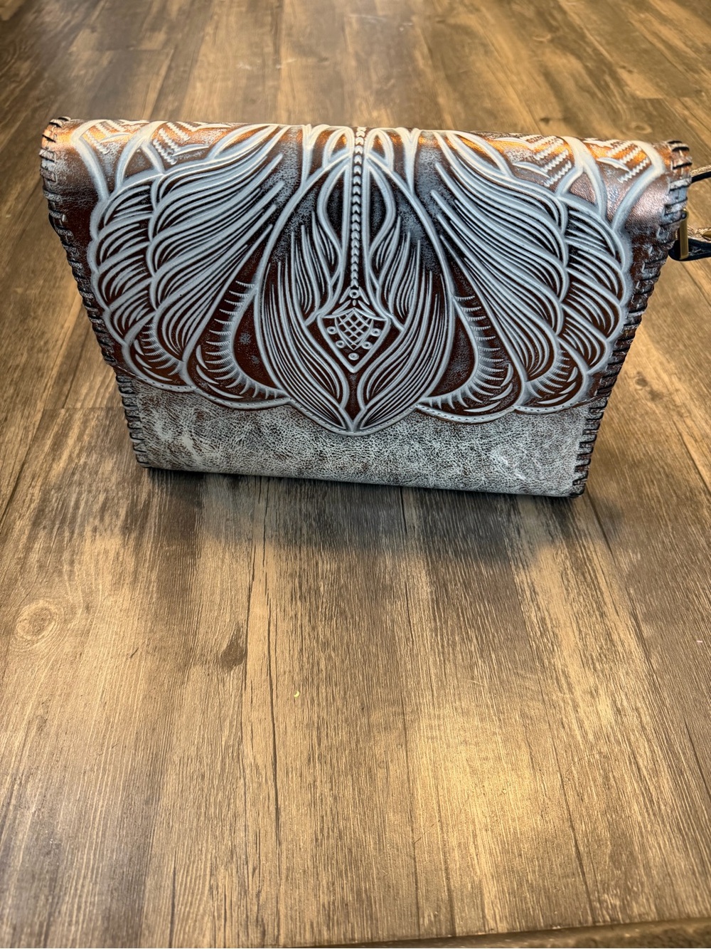 Patricia Nash Sarola Tooled Leather Crossbody Bag Gold & Ivory Floral Western - Picture 2 of 11